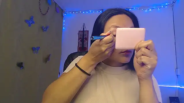 Snapshot of Zafiroweb09 chatting on 03/12/25, 05:28 Zafiroweb09 online show from 03/12/25, 05:28