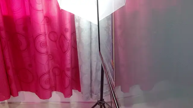 sophia ny online show from 01/03/25, 07:50