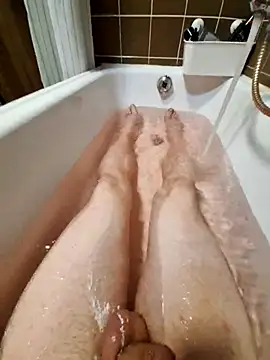 Snapshot of Bozok1906 chatting on 11/04/25, 06:18 Bozok1906 online show from 11/04/25, 06:18