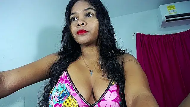 Snapshot of Sashabreck chatting on 04/16/26, 02:56 Sashabreck online show from 04/16/26, 02:56