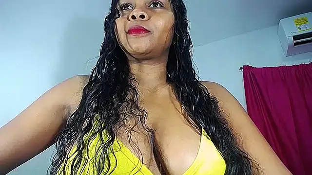 Snapshot of Sashabreck chatting on 07/27/26, 02:51 Sashabreck online show from 07/27/26, 02:51