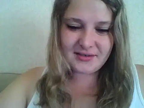 Snapshot of ParisMimi chatting on 09/15/25, 07:41 ParisMimi online show from 09/15/25, 07:41