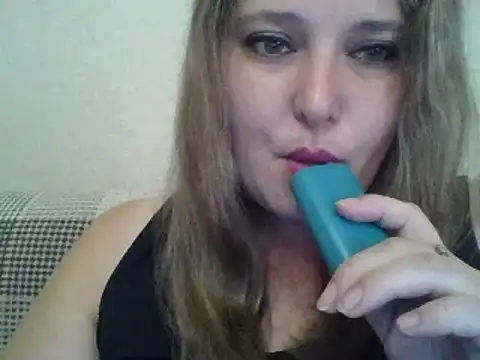 Snapshot of ParisMimi chatting on 09/24/25, 07:12 ParisMimi online show from 09/24/25, 07:12