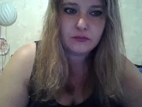 Snapshot of ParisMimi chatting on 09/29/25, 06:40 ParisMimi online show from 09/29/25, 06:40