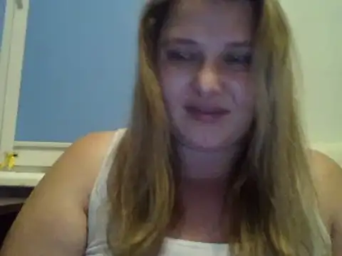 Snapshot of ParisMimi chatting on 11/07/25, 09:59 ParisMimi online show from 11/07/25, 09:59