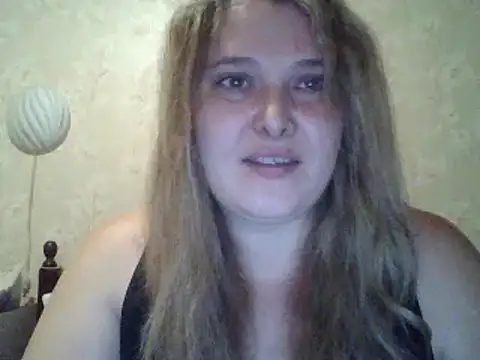 Snapshot of ParisMimi chatting on 12/03/25, 12:25 ParisMimi online show from 12/03/25, 12:25