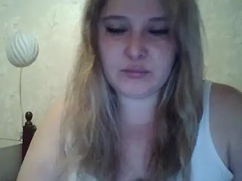 Snapshot of ParisMimi chatting on 12/14/25, 07:25 ParisMimi online show from 12/14/25, 07:25