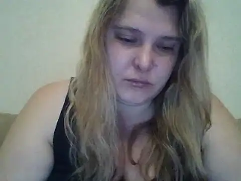 Snapshot of ParisMimi chatting on 12/19/25, 08:32 ParisMimi online show from 12/19/25, 08:32
