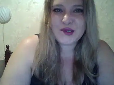 Snapshot of ParisMimi chatting on 12/20/25, 07:37 ParisMimi online show from 12/20/25, 07:37