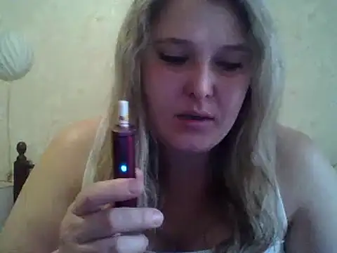 Snapshot of ParisMimi chatting on 02/17/26, 09:17 ParisMimi online show from 02/17/26, 09:17