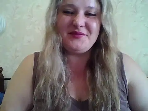Snapshot of ParisMimi chatting on 05/16/26, 06:32 ParisMimi online show from 05/16/26, 06:32