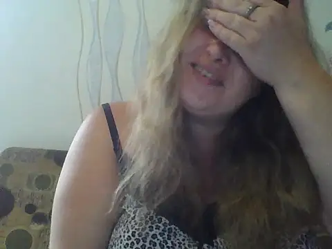ParisMimi online show from 07/21/26, 05:54