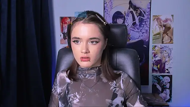 liana kisses online show from 12/05/24, 02:20