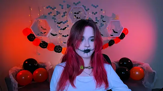 liana kisses online show from 10/24/25, 07:43