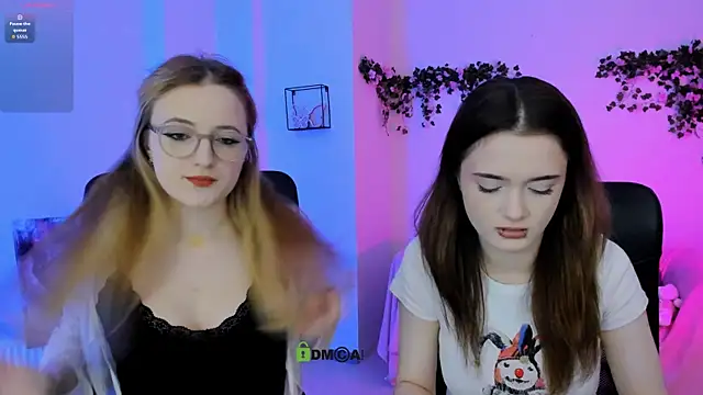 liana kisses online show from 06/20/26, 07:27