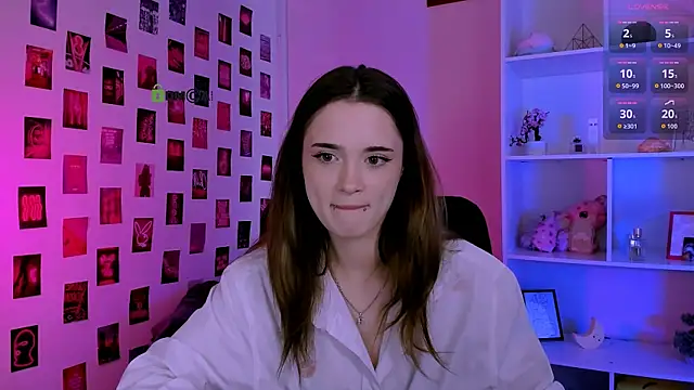 liana kisses online show from 07/27/26, 06:48