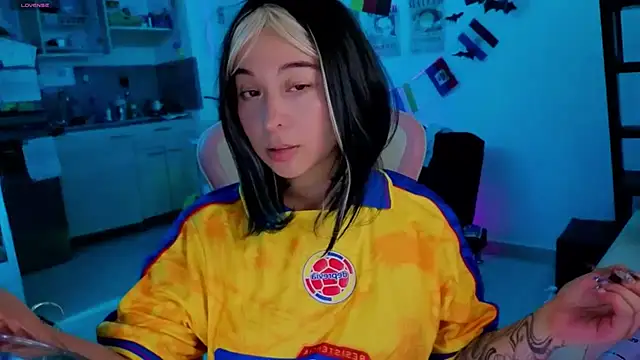 FernandaOrtegaaa online show from 07/04/26, 12:50