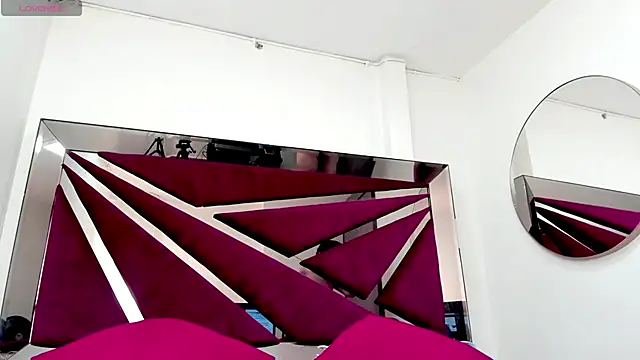 BarbaraKnox  online show from 06/11/26, 06:17
