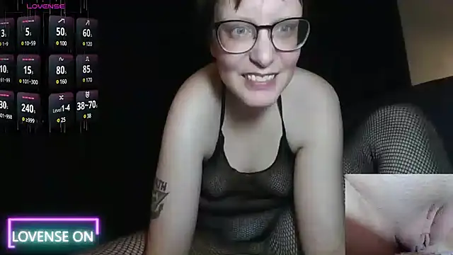 PernillaGirl online show from 01/08/25, 07:13