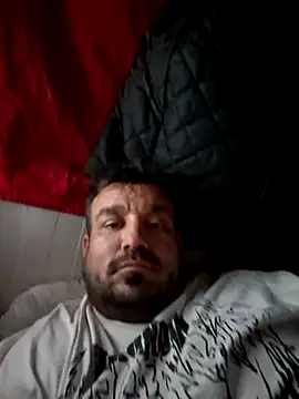 Snapshot of Futacisu chatting on 10/31/25, 09:49 Futacisu online show from 10/31/25, 09:49