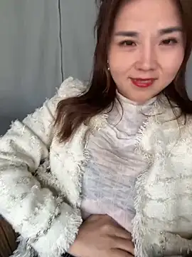 Efangfang online show from 12/15/24, 07:35