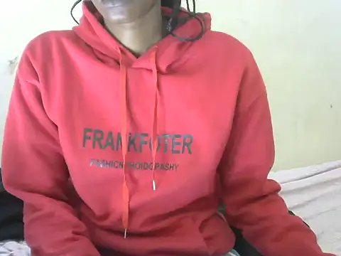 Pretty-emmie online show from 01/16/25, 06:27