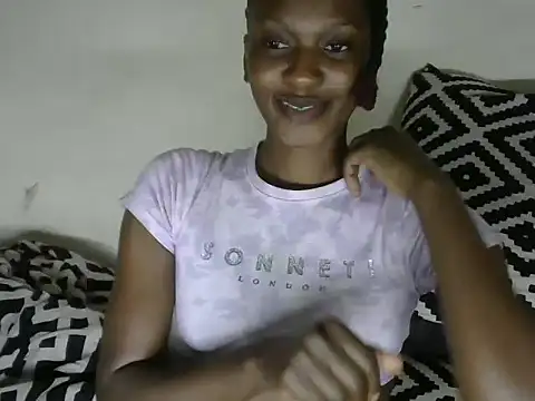 Pretty-emmie online show from 01/25/25, 03:30