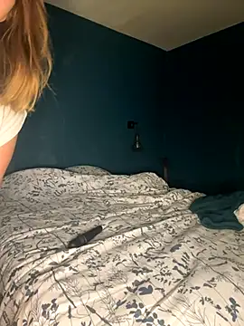 Nina blain online show from 10/03/25, 10:12