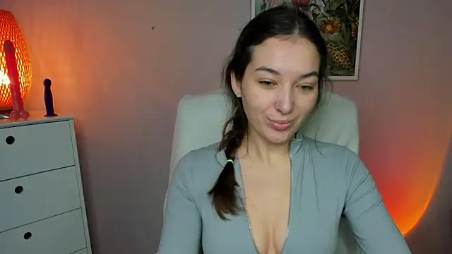 Snapshot of Meagn_Extasy chatting on 10/28/25, 07:34 Meagn Extasy online show from 10/28/25, 07:34