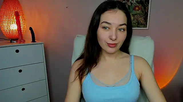 Snapshot of Meagn_Extasy chatting on 11/07/25, 07:41 Meagn Extasy online show from 11/07/25, 07:41