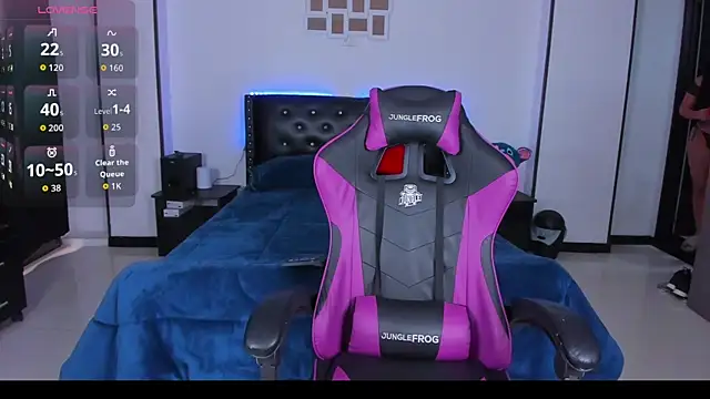 Meghan As online show from 09/17/25, 03:14