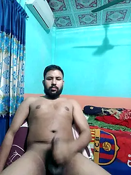 Snapshot of zakly69 chatting on 03/10/25, 05:39 zakly69 online show from 03/10/25, 05:39