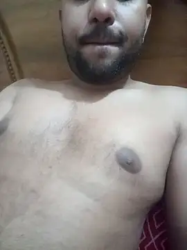 Snapshot of zakly69 chatting on 09/13/25, 09:58 zakly69 online show from 09/13/25, 09:58