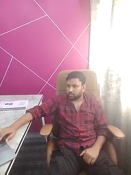 Snapshot of zakly69 chatting on 11/18/25, 06:40 zakly69 online show from 11/18/25, 06:40