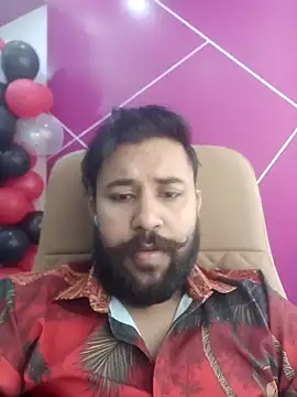Snapshot of zakly69 chatting on 05/11/26, 03:23 zakly69 online show from 05/11/26, 03:23