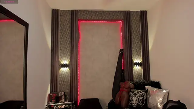 selene red  online show from 01/22/25, 05:06