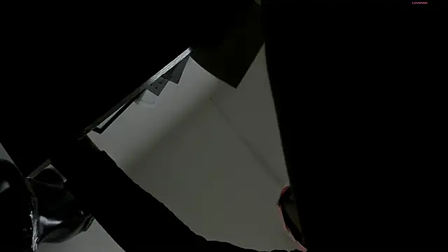 selene red  online show from 10/02/25, 01:40