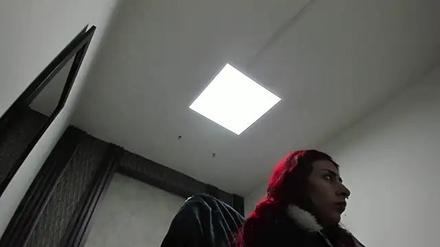 Snapshot of selene_red_ chatting on 03/06/26, 12:29 selene red online show from 03/06/26, 12:29