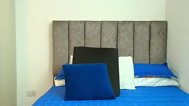 Snapshot of karina_lewis_ chatting on 11/05/25, 03:50 karina lewis online show from 11/05/25, 03:50