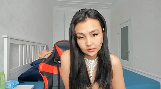 Missykitty01 online show from 01/16/25, 09:16