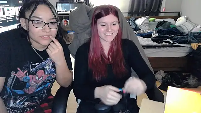 Elliewgfs online show from 12/08/24, 03:32