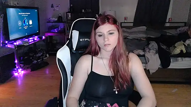 Elliewgfs online show from 12/11/24, 05:43