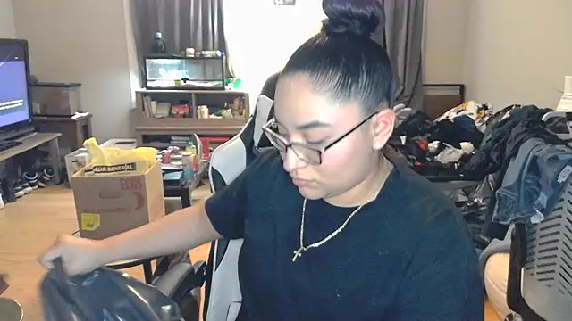 Elliewgfs online show from 03/13/25, 01:21