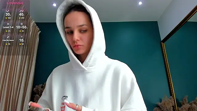 AprilWong online show from 02/21/25, 06:07