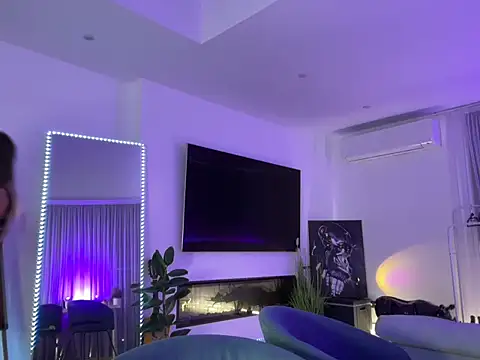 Mika Miller online show from 09/12/25, 07:14