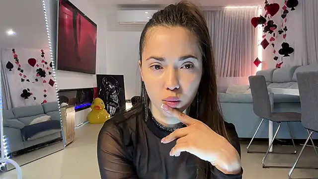 Mika Miller online show from 05/09/26, 09:53