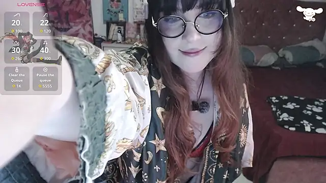 Avril2001 online show from 12/04/25, 04:44