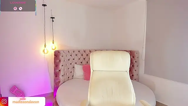 madisson davon online show from 10/07/25, 08:06