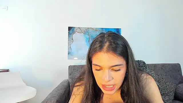 Snapshot of NoahCasstro chatting on 01/06/25, 09:43 NoahCasstro online show from 01/06/25, 09:43