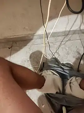 Snapshot of skrigul12 chatting on 12/28/24, 11:37 skrigul12 online show from 12/28/24, 11:37